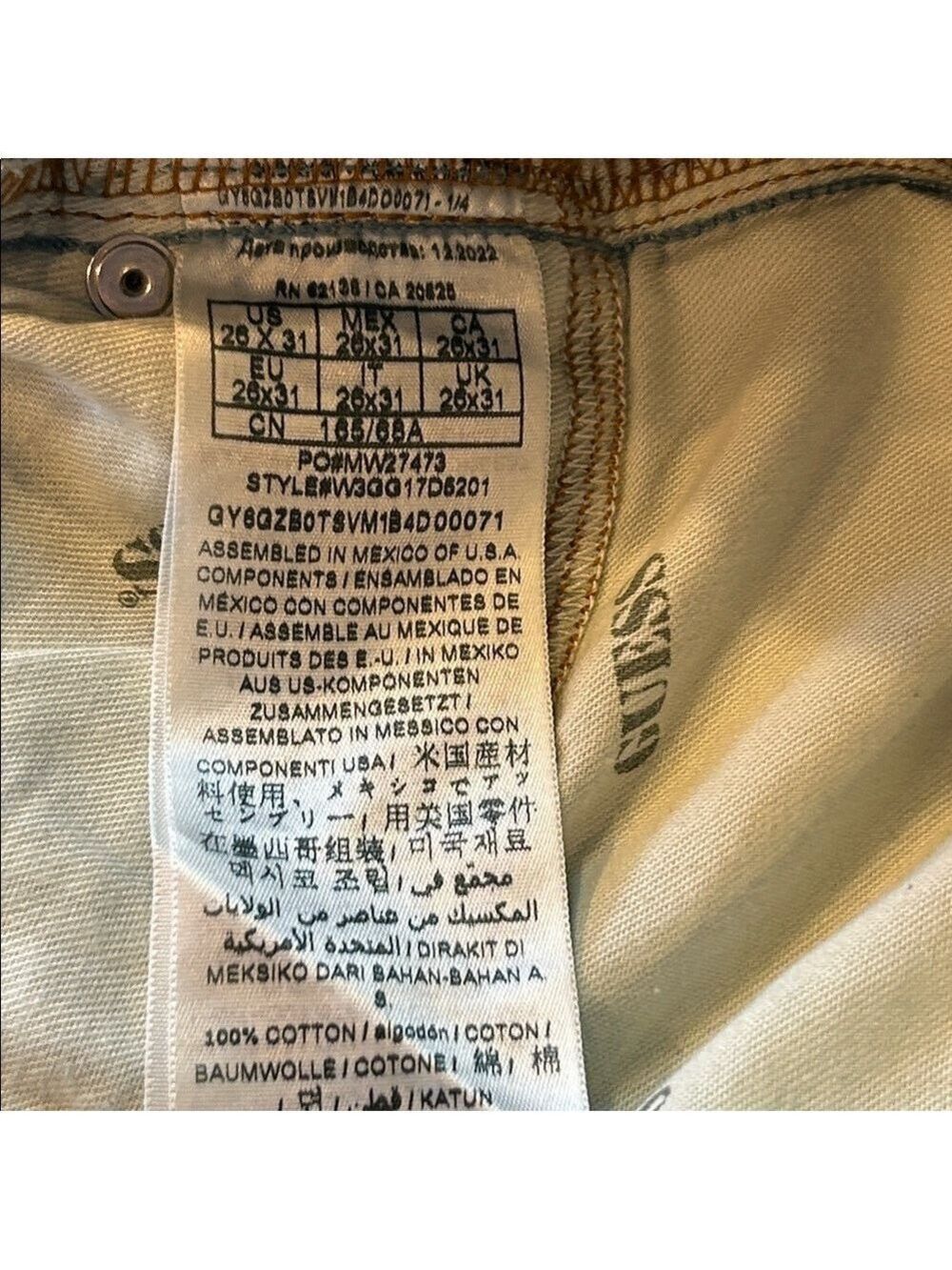 Madhappy X Guess The Boyfriend Jeans Collaboration in Light Wash Sz 26 NWT - Picture 12 of 12